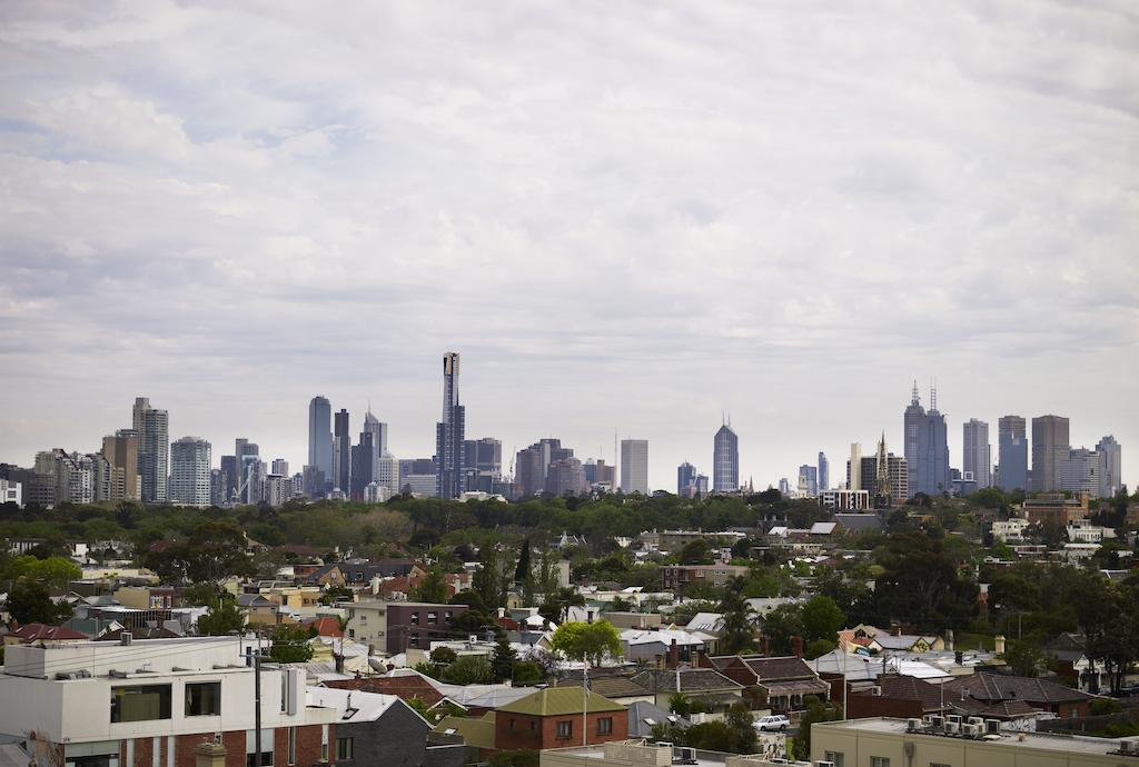 The Cullen Melbourne - Art Series Extérieur photo Melbourne skyline from the north